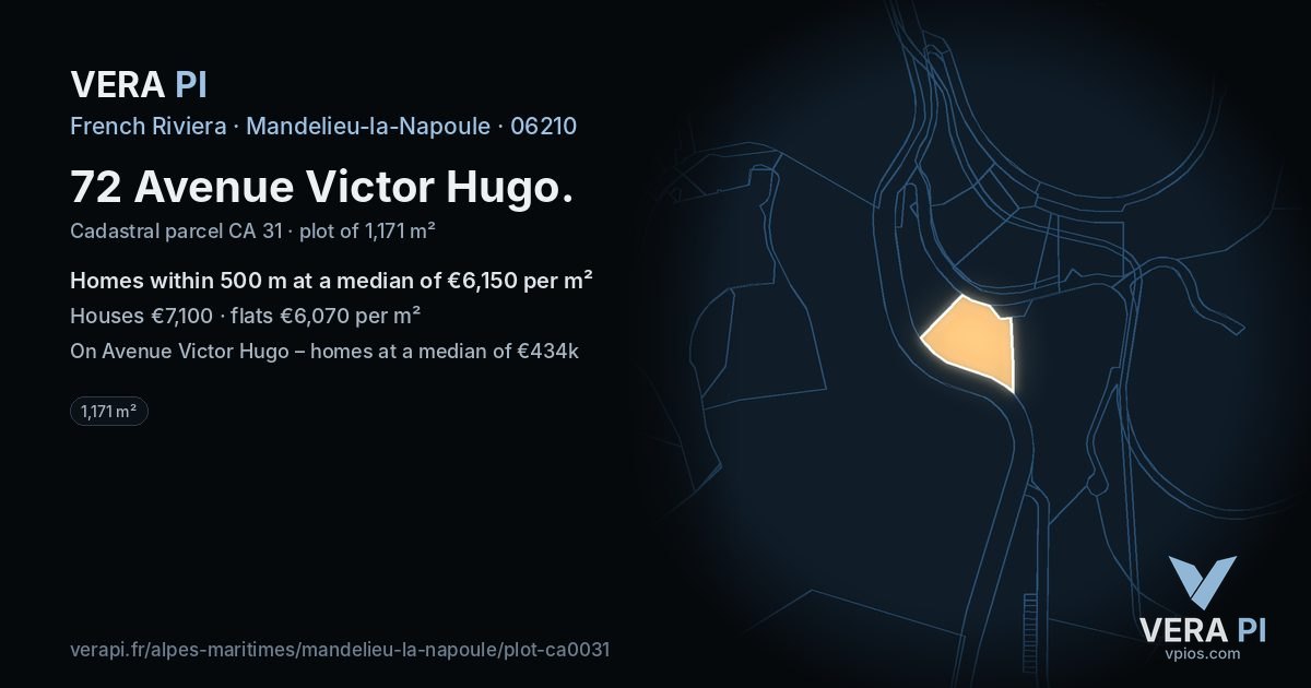 72 Avenue Victor Hugo, Mandelieu-la-Napoule at night – the plot lit, the parcels around coloured by the prices near them