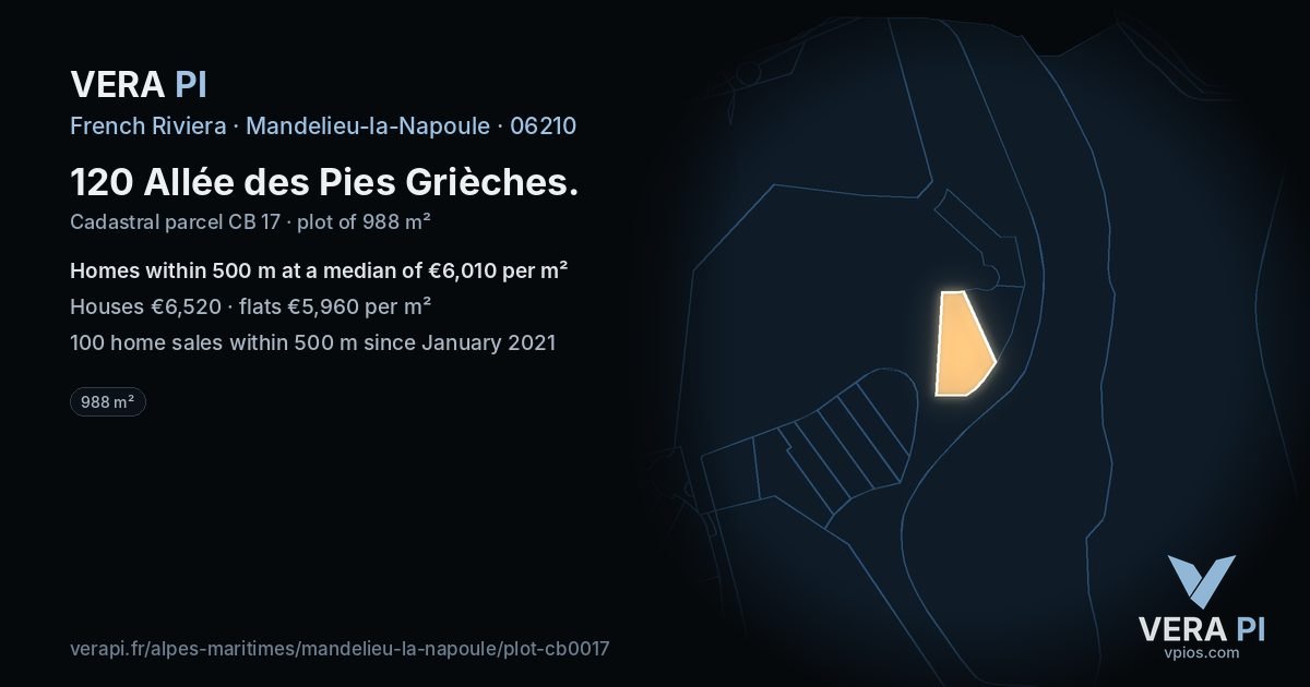 120 Allée des Pies Grièches, Mandelieu-la-Napoule at night – the plot lit, the parcels around coloured by the prices near them