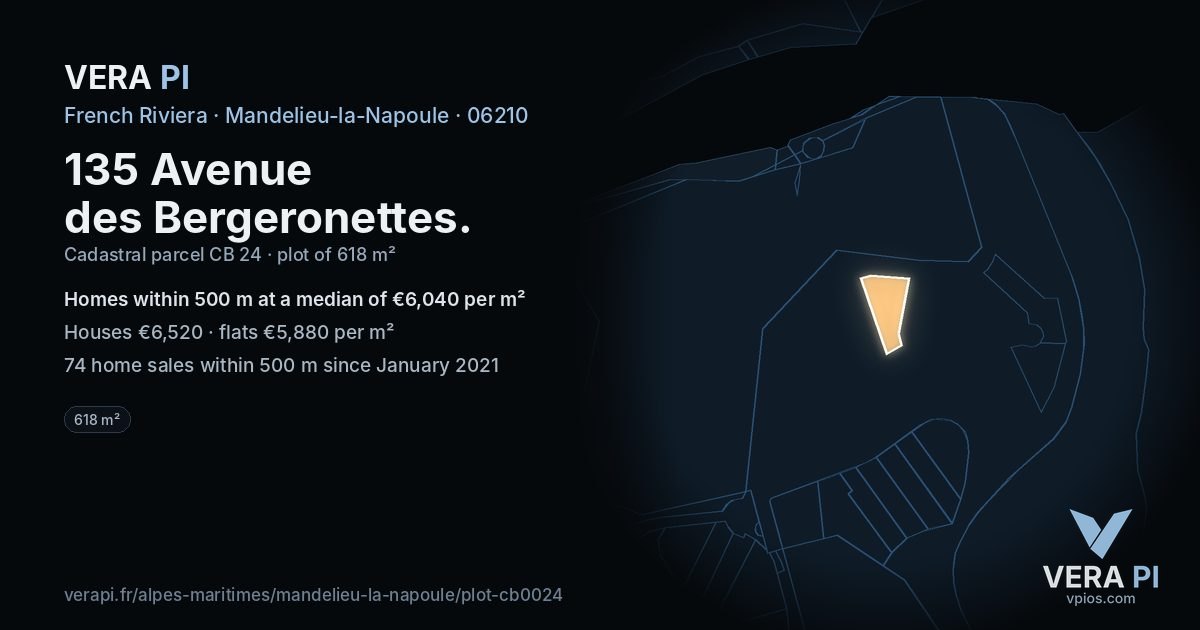 135 Avenue des Bergeronettes, Mandelieu-la-Napoule at night – the plot lit, the parcels around coloured by the prices near them