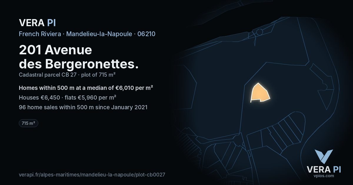 201 Avenue des Bergeronettes, Mandelieu-la-Napoule at night – the plot lit, the parcels around coloured by the prices near them