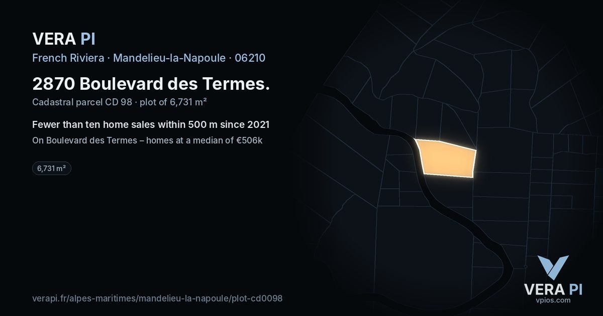 2870 Boulevard des Termes, Mandelieu-la-Napoule at night – the plot lit, the parcels around coloured by the prices near them