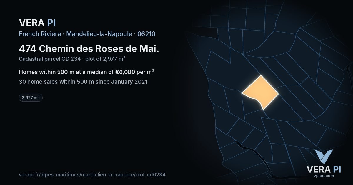 474 Chemin des Roses de Mai, Mandelieu-la-Napoule at night – the plot lit, the parcels around coloured by the prices near them