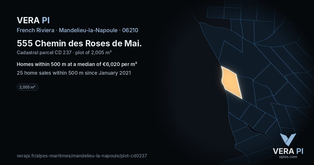 555 Chemin des Roses de Mai, Mandelieu-la-Napoule at night – the plot lit, the parcels around coloured by the prices near them