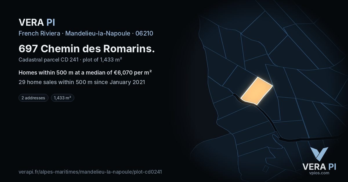 697 Chemin des Romarins, Mandelieu-la-Napoule at night – the plot lit, the parcels around coloured by the prices near them