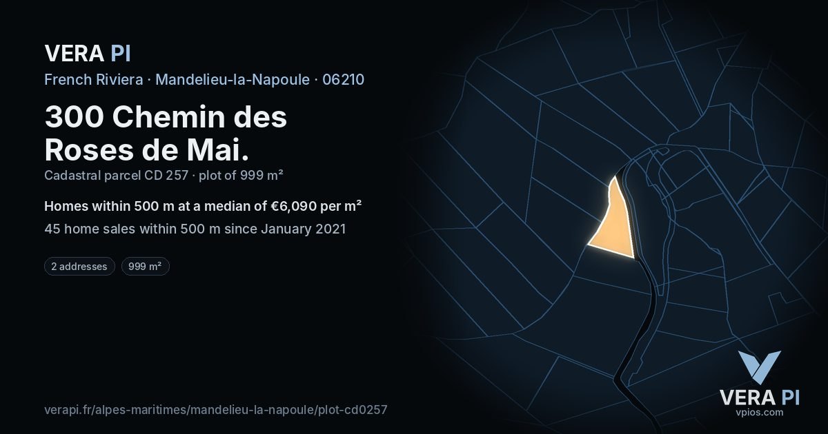 300 Chemin des Roses de Mai, Mandelieu-la-Napoule at night – the plot lit, the parcels around coloured by the prices near them