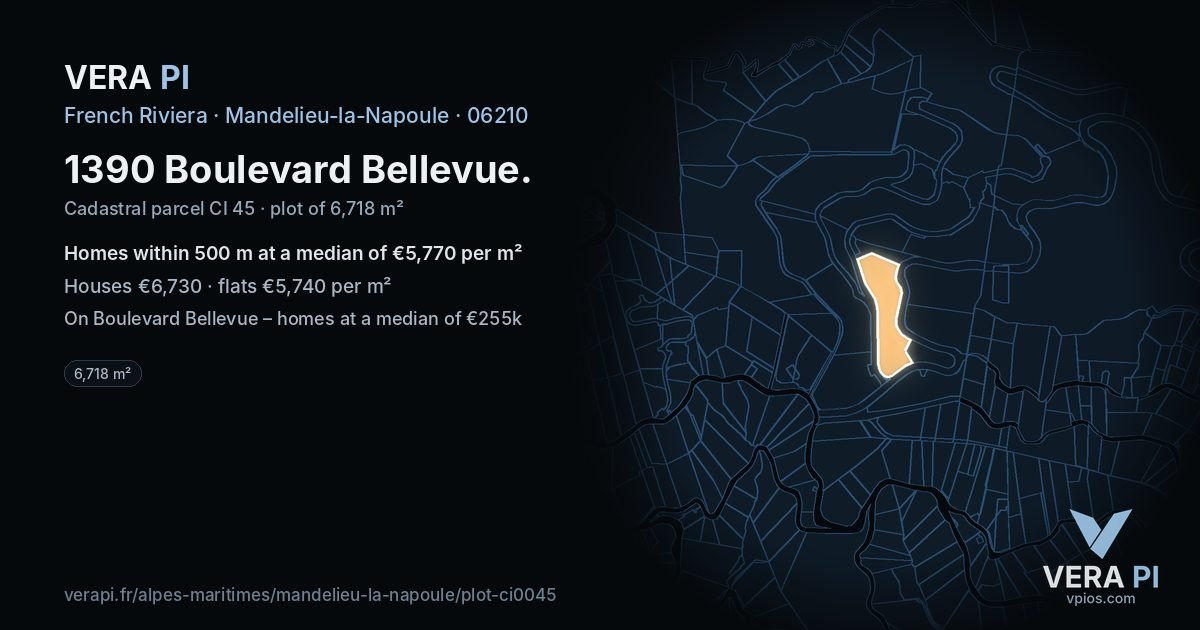 1390 Boulevard Bellevue, Mandelieu-la-Napoule at night – the plot lit, the parcels around coloured by the prices near them