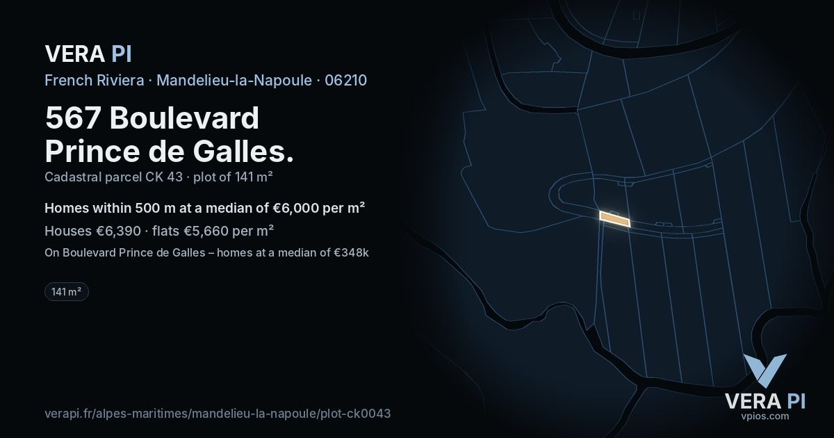 567 Boulevard Prince de Galles, Mandelieu-la-Napoule at night – the plot lit, the parcels around coloured by the prices near them