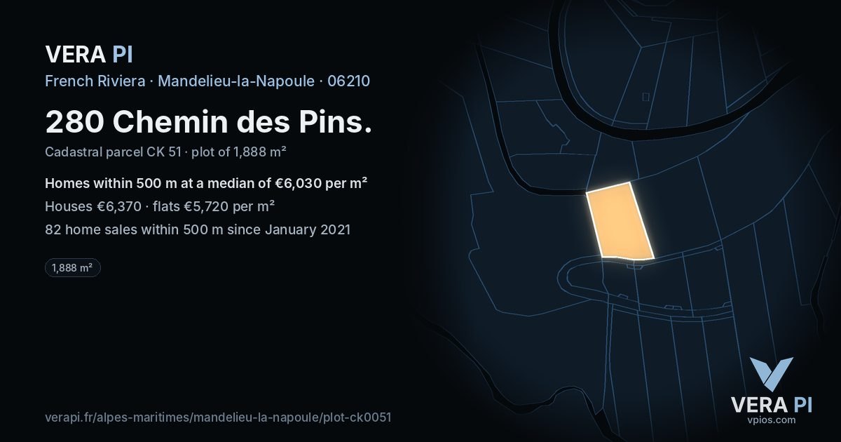 280 Chemin des Pins, Mandelieu-la-Napoule at night – the plot lit, the parcels around coloured by the prices near them