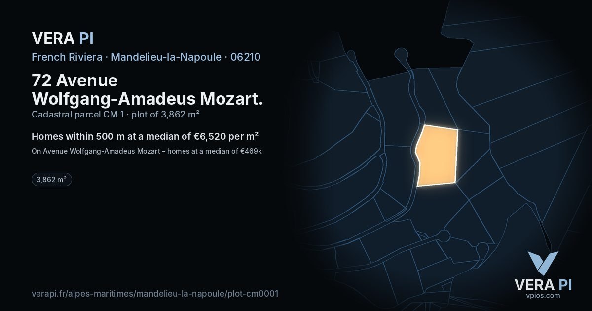 72 Avenue Wolfgang-Amadeus Mozart, Mandelieu-la-Napoule at night – the plot lit, the parcels around coloured by the prices near them