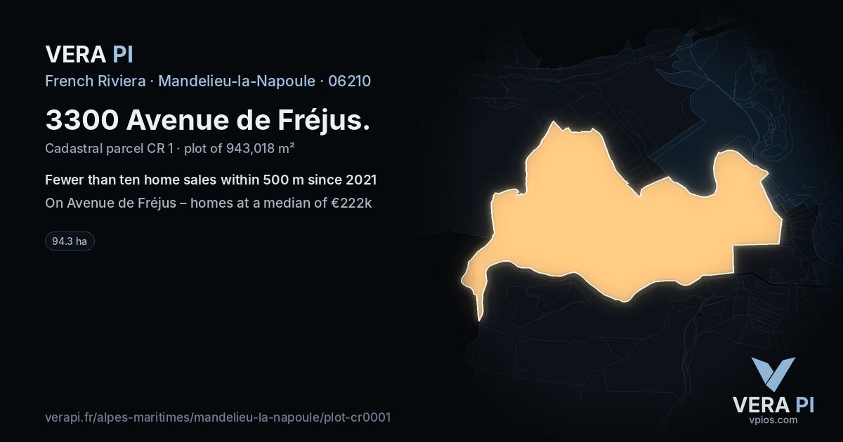 3300 Avenue de Fréjus, Mandelieu-la-Napoule at night – the plot lit, the parcels around coloured by the prices near them