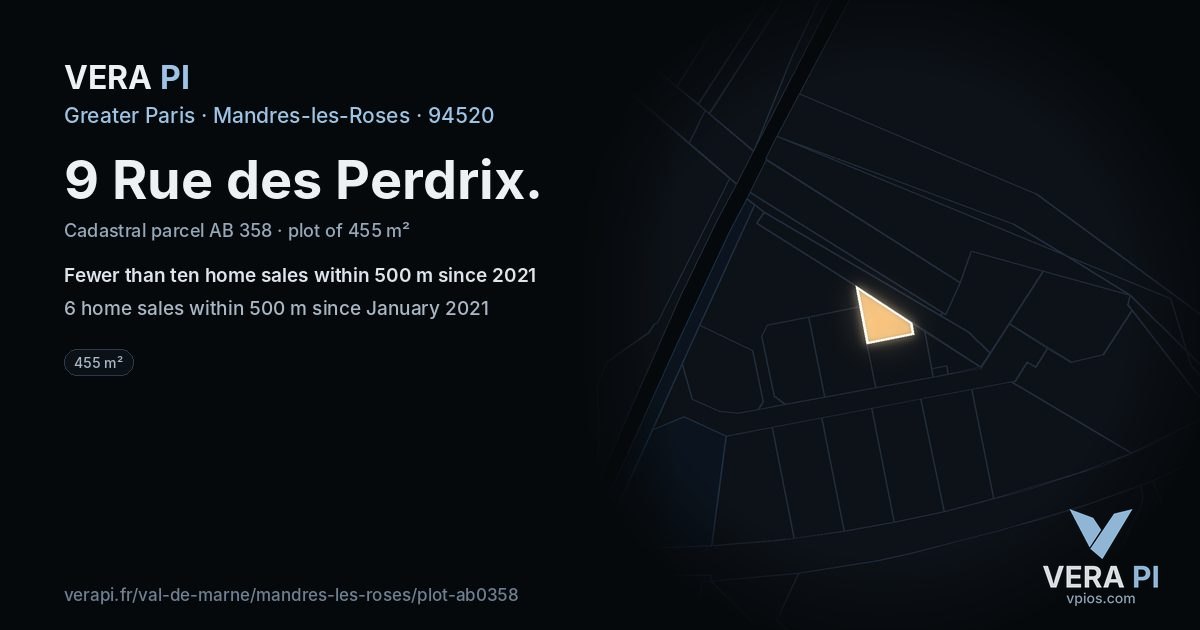 9 Rue des Perdrix, Mandres-les-Roses at night – the plot lit, the parcels around coloured by the prices near them