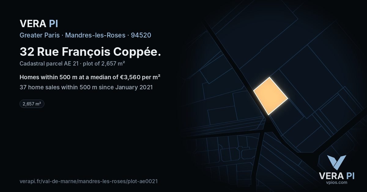 32 Rue François Coppée, Mandres-les-Roses at night – the plot lit, the parcels around coloured by the prices near them