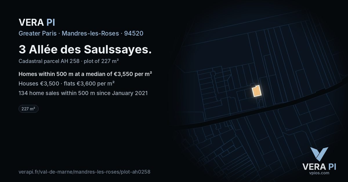 3 Allée des Saulssayes, Mandres-les-Roses at night – the plot lit, the parcels around coloured by the prices near them