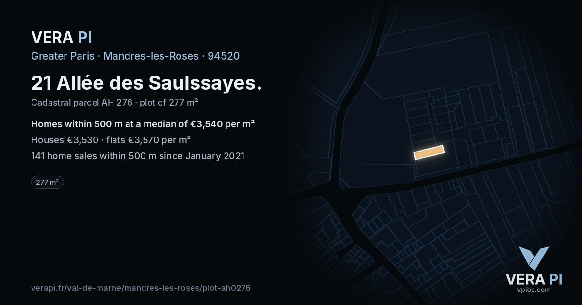 21 Allée des Saulssayes, Mandres-les-Roses at night – the plot lit, the parcels around coloured by the prices near them