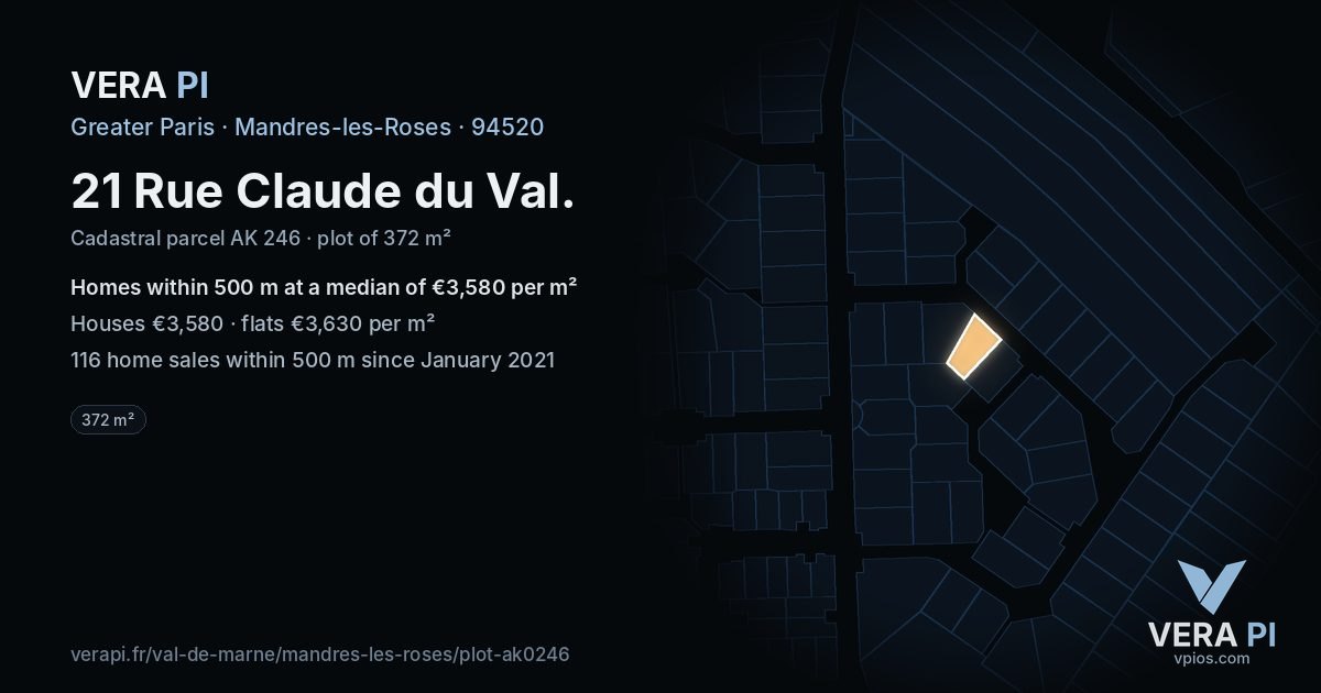 21 Rue Claude du Val, Mandres-les-Roses at night – the plot lit, the parcels around coloured by the prices near them