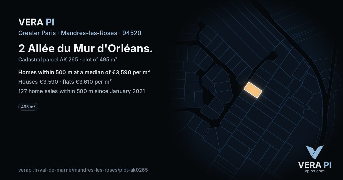2 Allée du Mur d'Orléans, Mandres-les-Roses at night – the plot lit, the parcels around coloured by the prices near them