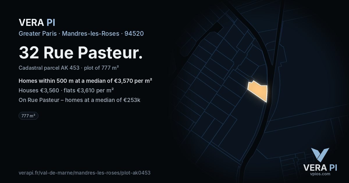 32 Rue Pasteur, Mandres-les-Roses at night – the plot lit, the parcels around coloured by the prices near them