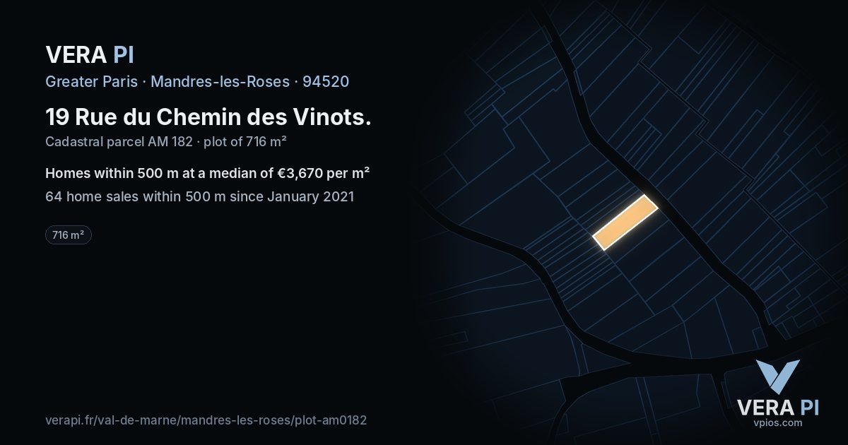 19 Rue du Chemin des Vinots, Mandres-les-Roses at night – the plot lit, the parcels around coloured by the prices near them