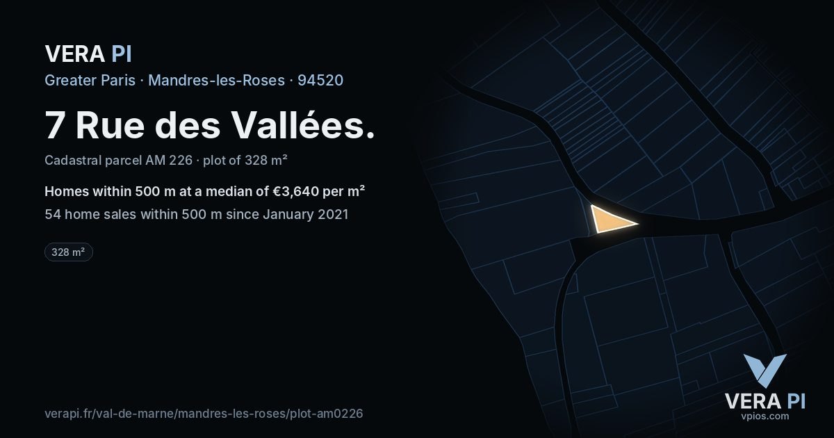 7 Rue des Vallées, Mandres-les-Roses at night – the plot lit, the parcels around coloured by the prices near them