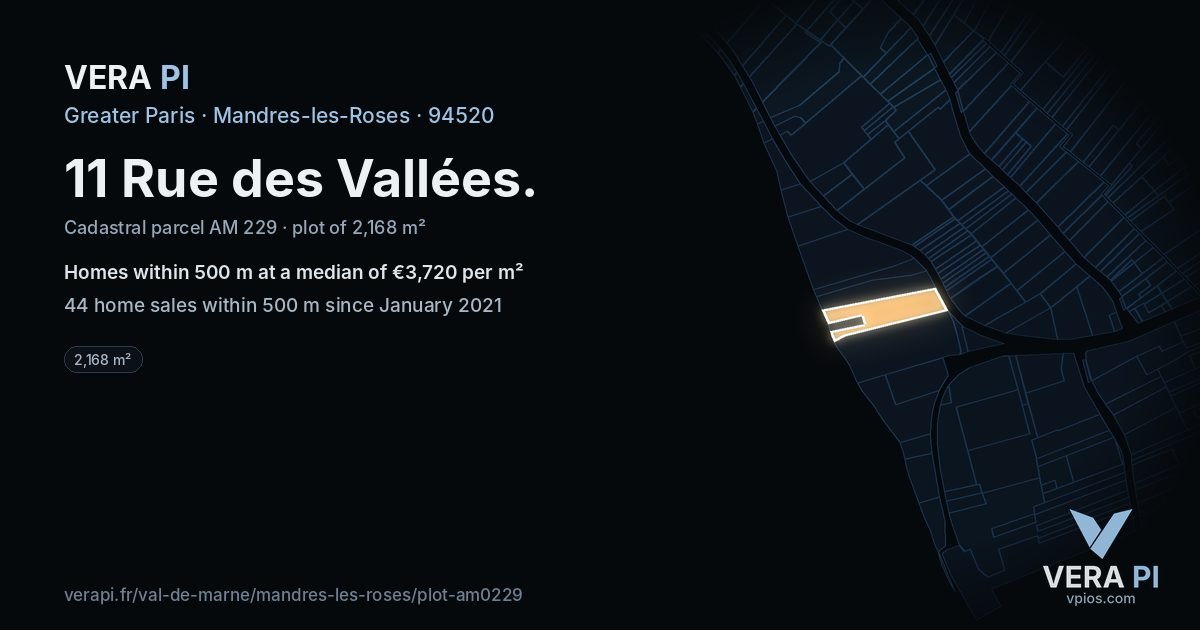 11 Rue des Vallées, Mandres-les-Roses at night – the plot lit, the parcels around coloured by the prices near them