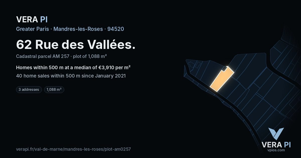 62 Rue des Vallées, Mandres-les-Roses at night – the plot lit, the parcels around coloured by the prices near them