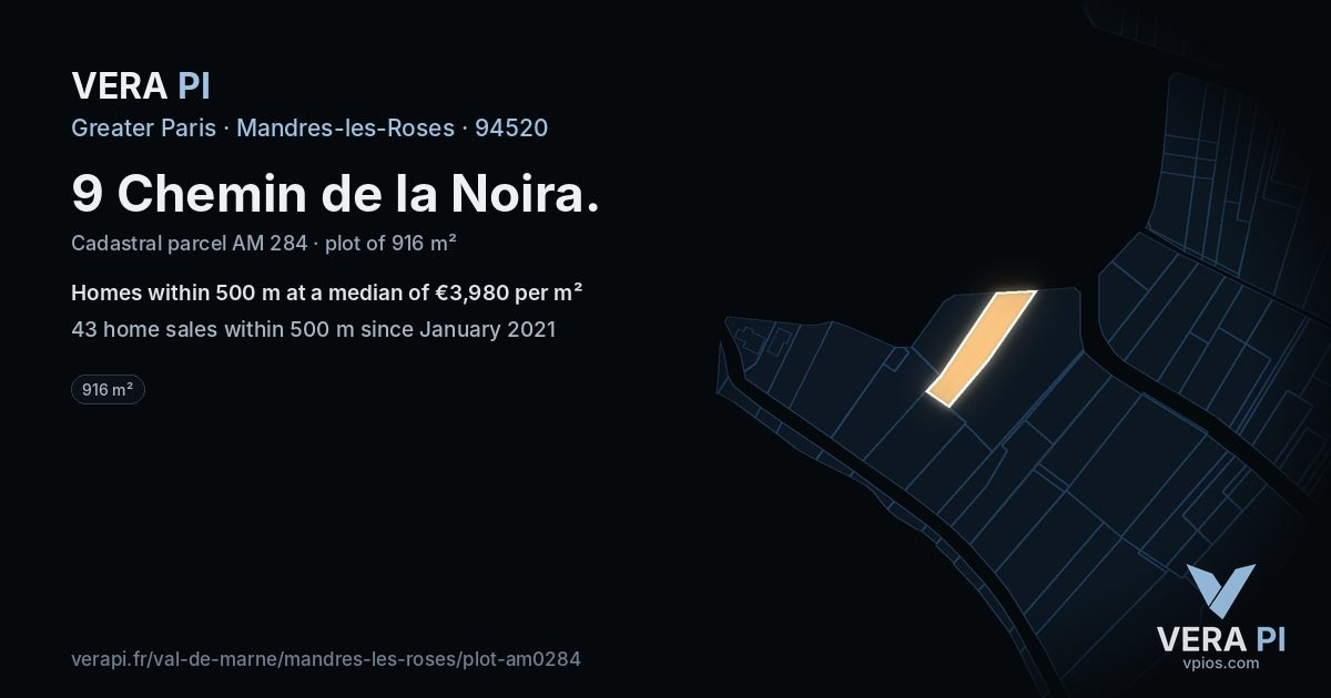 9 Chemin de la Noira, Mandres-les-Roses at night – the plot lit, the parcels around coloured by the prices near them