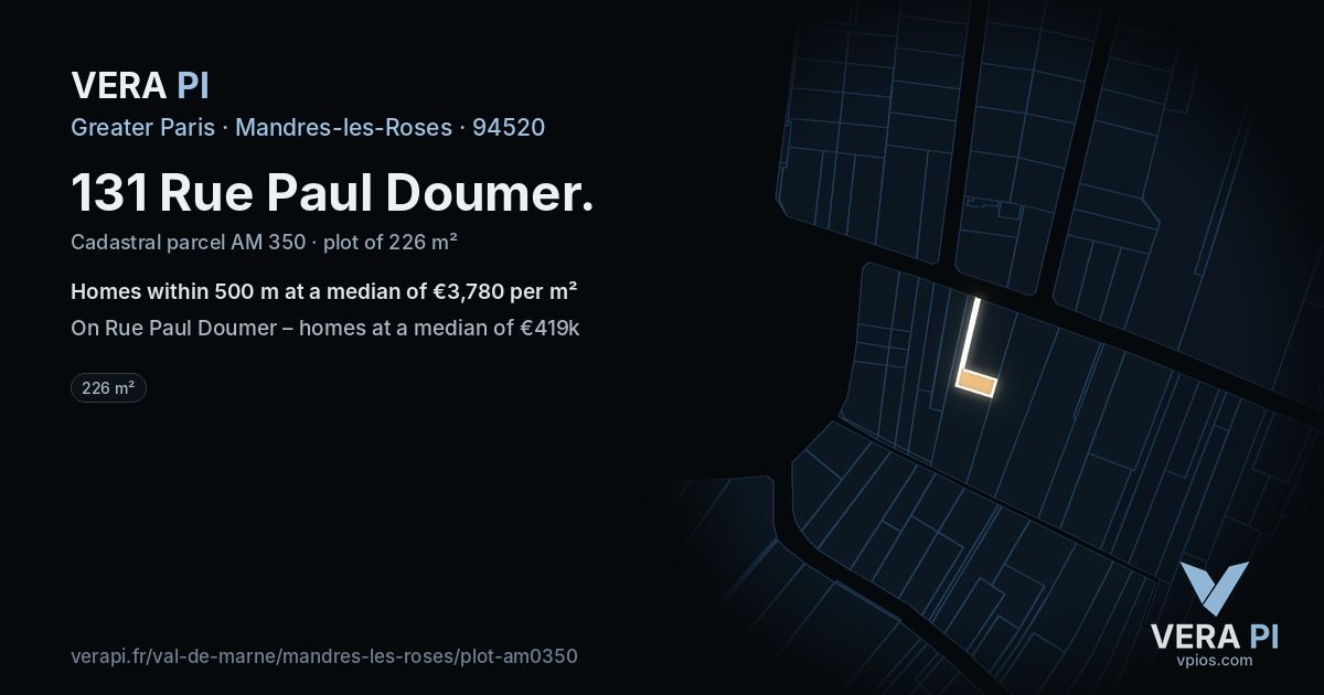 131 Rue Paul Doumer, Mandres-les-Roses at night – the plot lit, the parcels around coloured by the prices near them