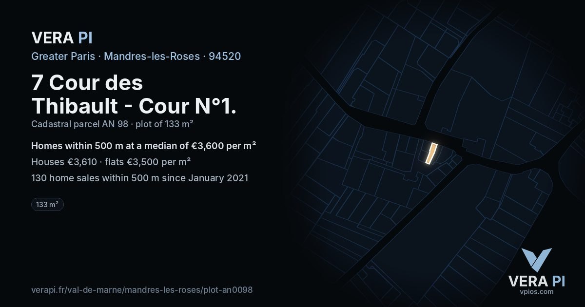 7 Cour des Thibault - Cour N°1, Mandres-les-Roses at night – the plot lit, the parcels around coloured by the prices near them
