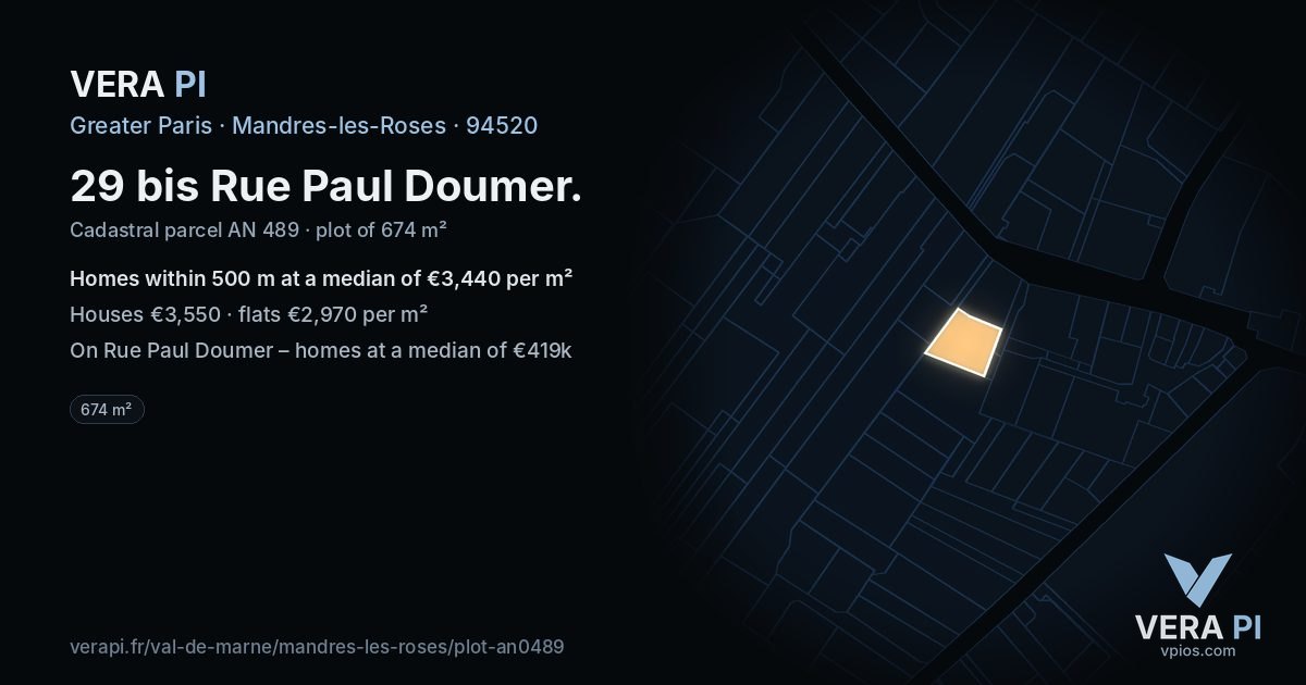 29 bis Rue Paul Doumer, Mandres-les-Roses at night – the plot lit, the parcels around coloured by the prices near them