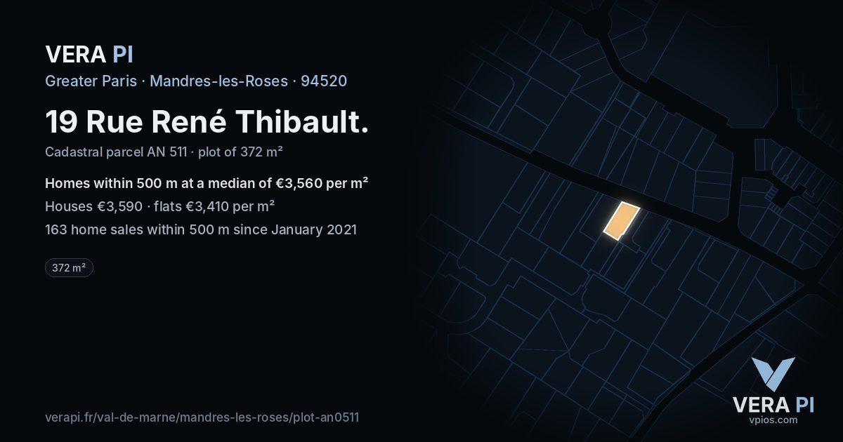 19 Rue René Thibault, Mandres-les-Roses at night – the plot lit, the parcels around coloured by the prices near them