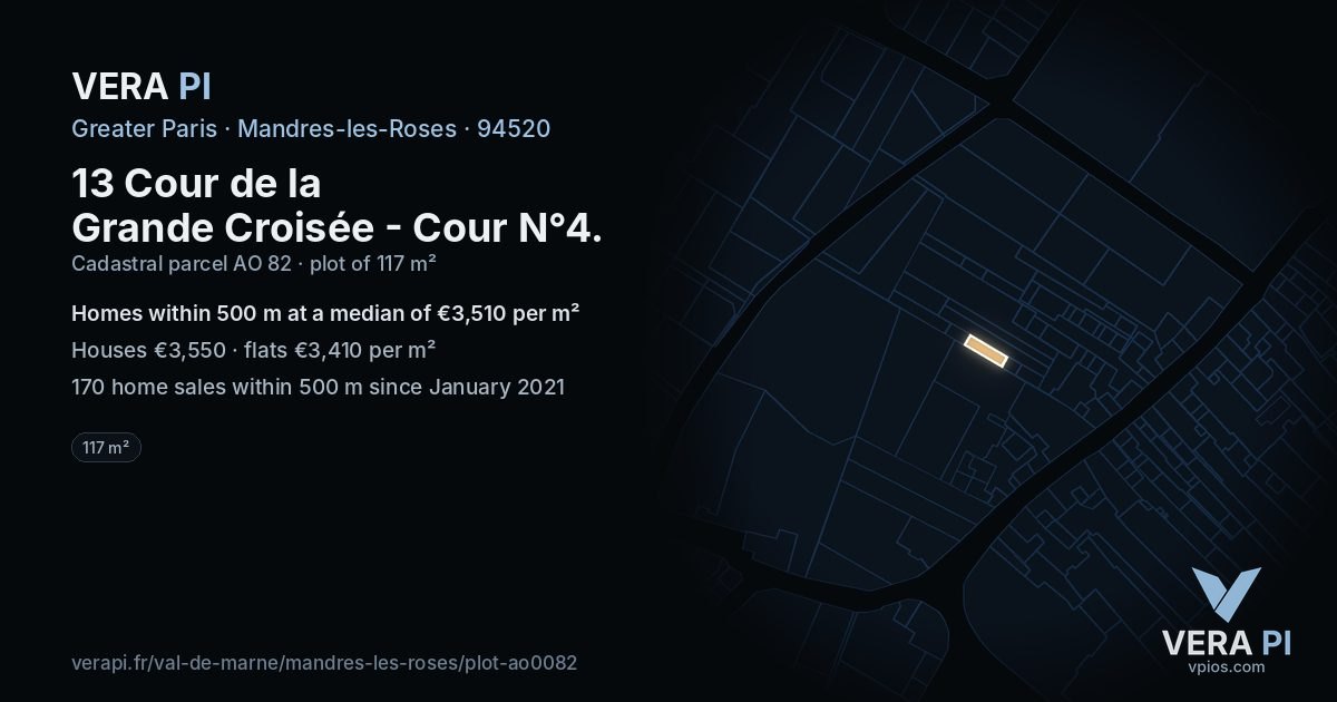 13 Cour de la Grande Croisée - Cour N°4, Mandres-les-Roses at night – the plot lit, the parcels around coloured by the prices near them