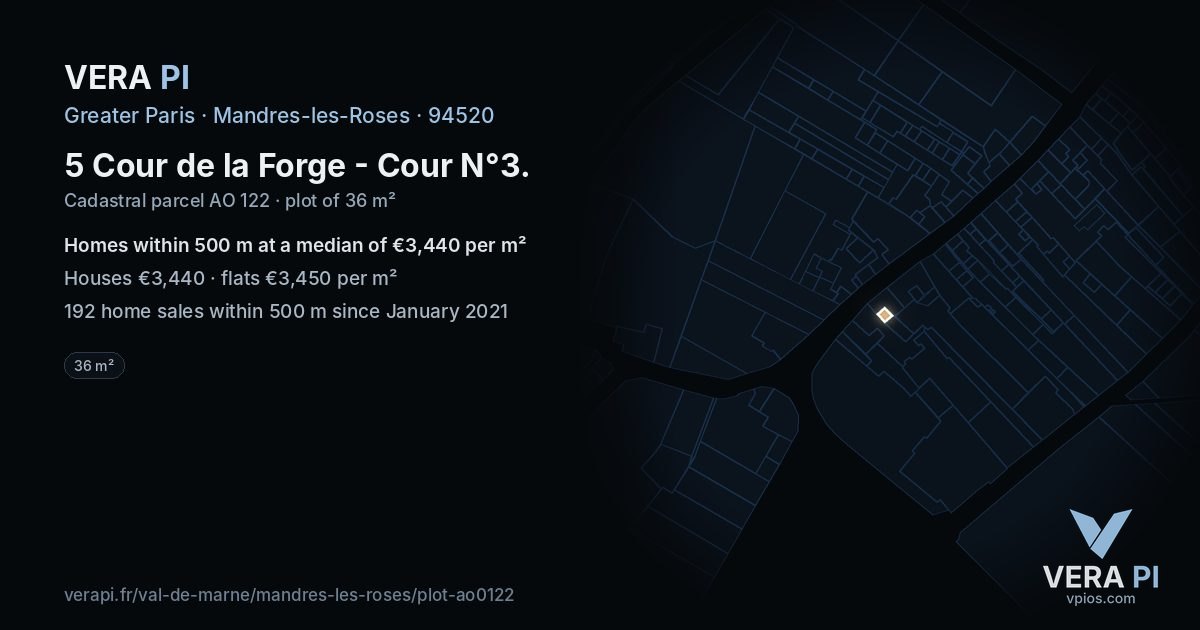 5 Cour de la Forge - Cour N°3, Mandres-les-Roses at night – the plot lit, the parcels around coloured by the prices near them