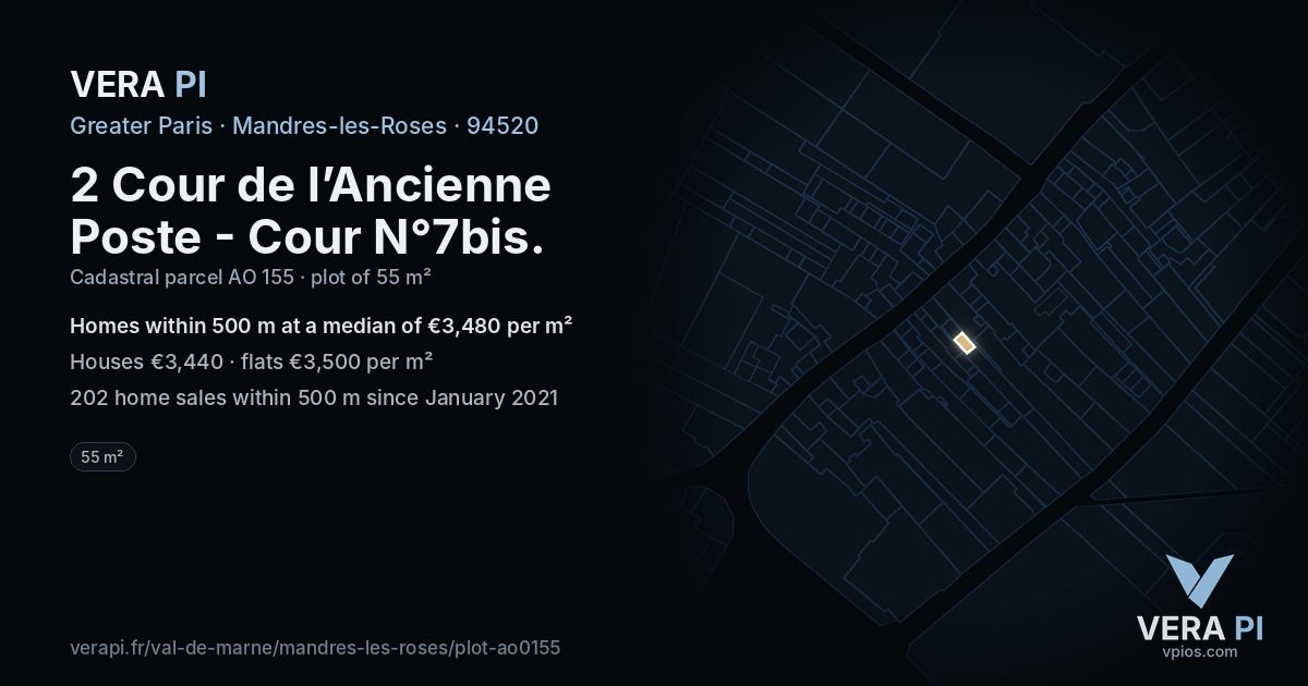 2 Cour de l’Ancienne Poste - Cour N°7bis, Mandres-les-Roses at night – the plot lit, the parcels around coloured by the prices near them