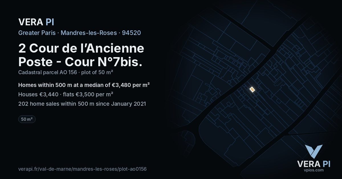 2 Cour de l’Ancienne Poste - Cour N°7bis, Mandres-les-Roses at night – the plot lit, the parcels around coloured by the prices near them