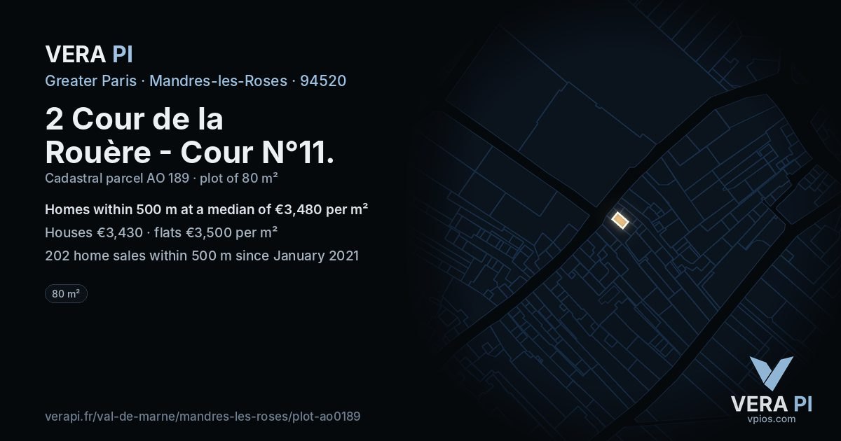 2 Cour de la Rouère - Cour N°11, Mandres-les-Roses at night – the plot lit, the parcels around coloured by the prices near them