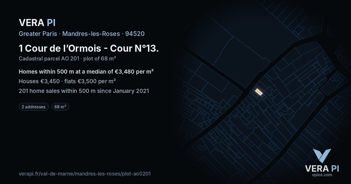 1 Cour de l’Ormois - Cour N°13, Mandres-les-Roses at night – the plot lit, the parcels around coloured by the prices near them