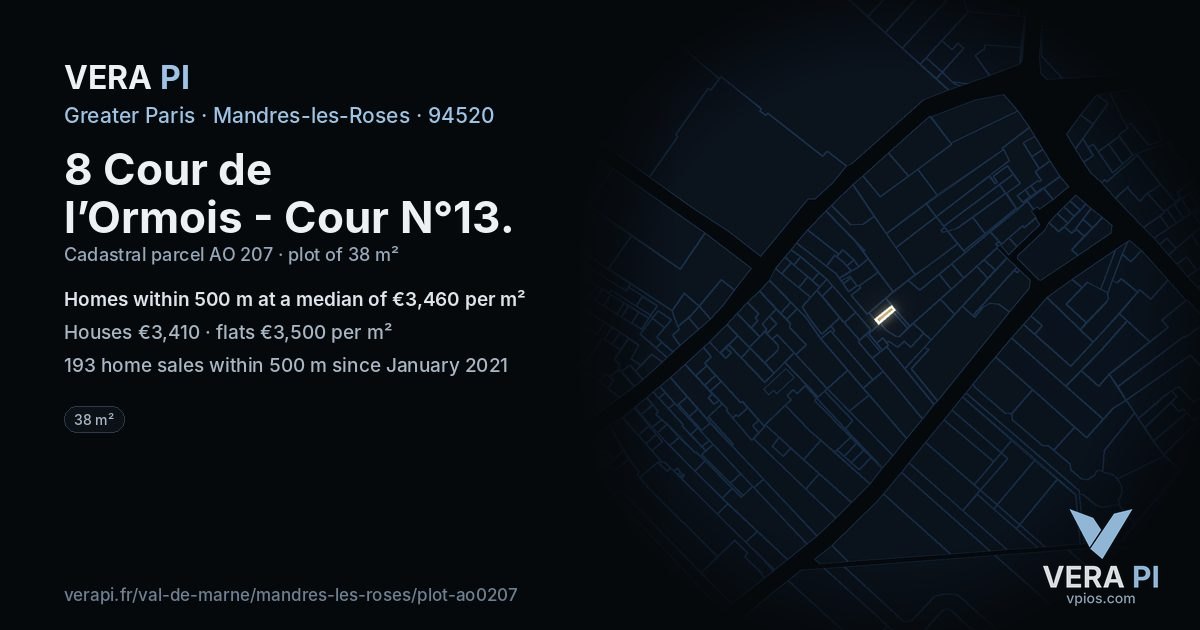8 Cour de l’Ormois - Cour N°13, Mandres-les-Roses at night – the plot lit, the parcels around coloured by the prices near them