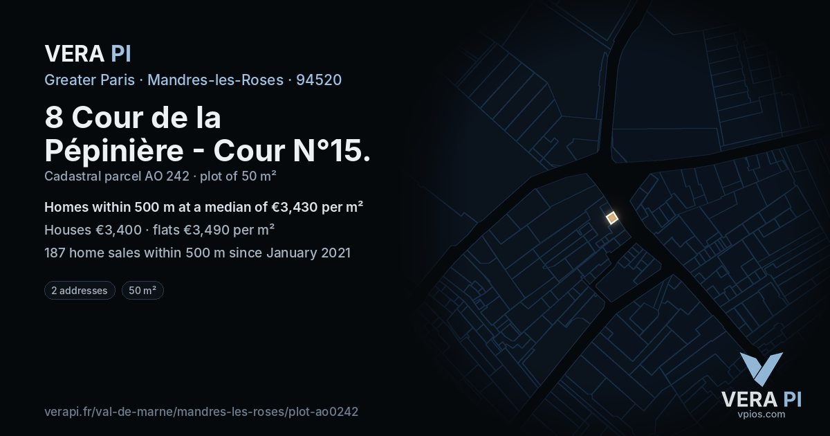 8 Cour de la Pépinière - Cour N°15, Mandres-les-Roses at night – the plot lit, the parcels around coloured by the prices near them