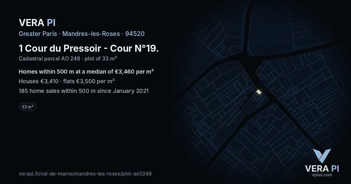 1 Cour du Pressoir - Cour N°19, Mandres-les-Roses at night – the plot lit, the parcels around coloured by the prices near them