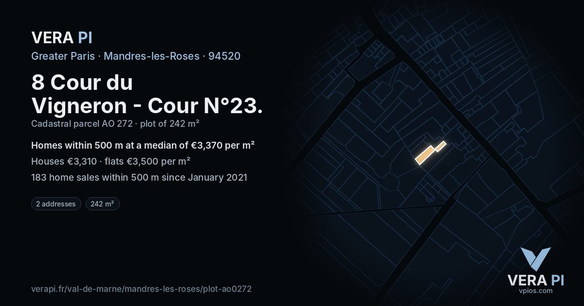 8 Cour du Vigneron - Cour N°23, Mandres-les-Roses at night – the plot lit, the parcels around coloured by the prices near them
