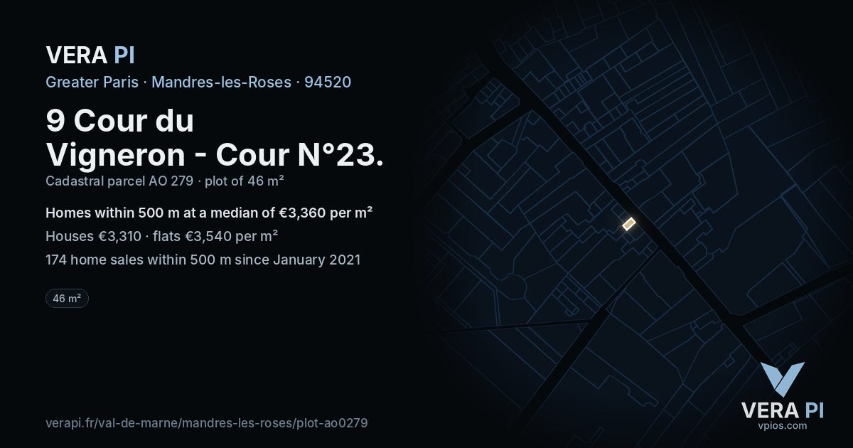 9 Cour du Vigneron - Cour N°23, Mandres-les-Roses at night – the plot lit, the parcels around coloured by the prices near them
