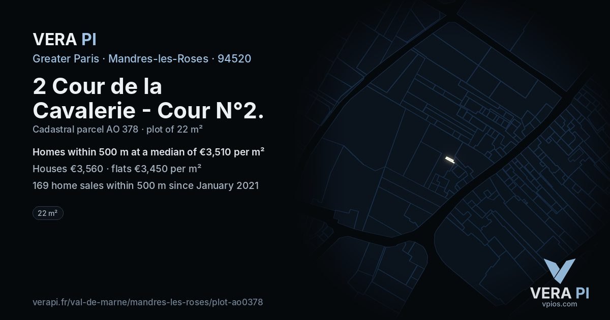 2 Cour de la Cavalerie - Cour N°2, Mandres-les-Roses at night – the plot lit, the parcels around coloured by the prices near them