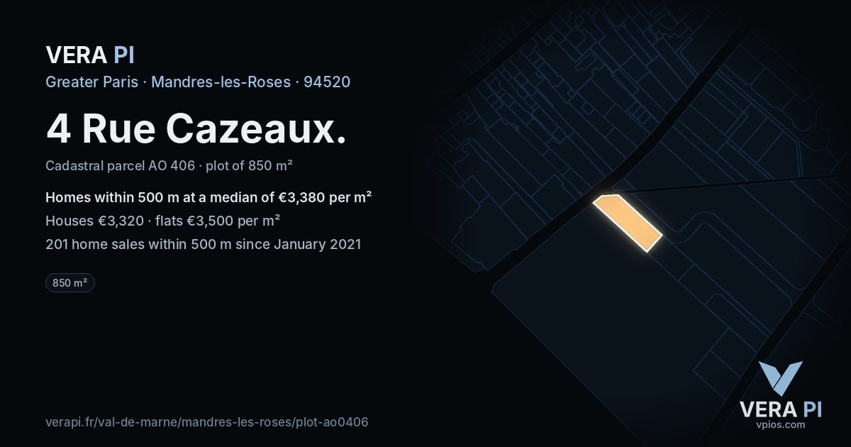 4 Rue Cazeaux, Mandres-les-Roses at night – the plot lit, the parcels around coloured by the prices near them