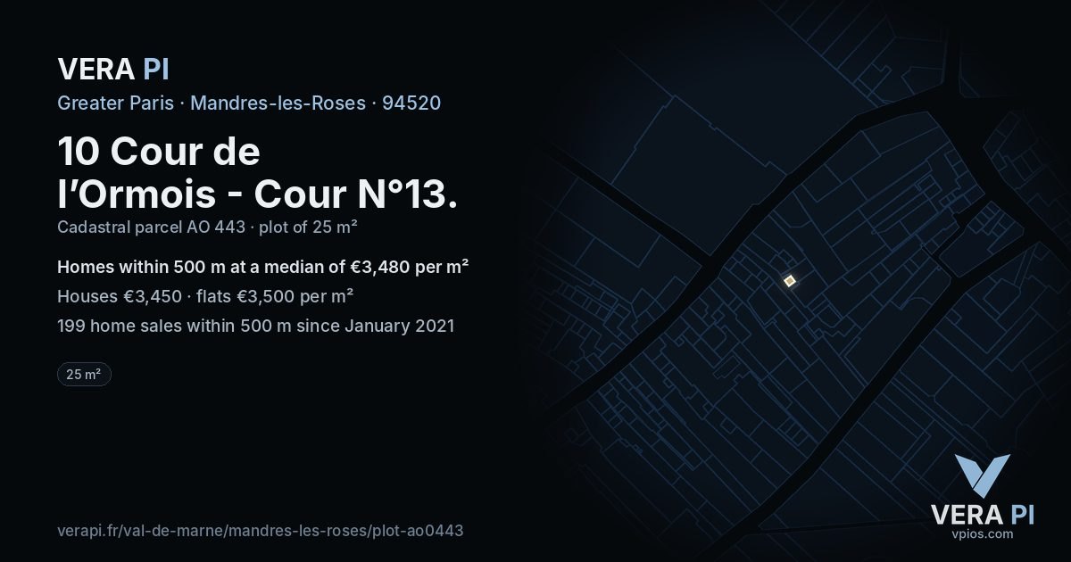 10 Cour de l’Ormois - Cour N°13, Mandres-les-Roses at night – the plot lit, the parcels around coloured by the prices near them
