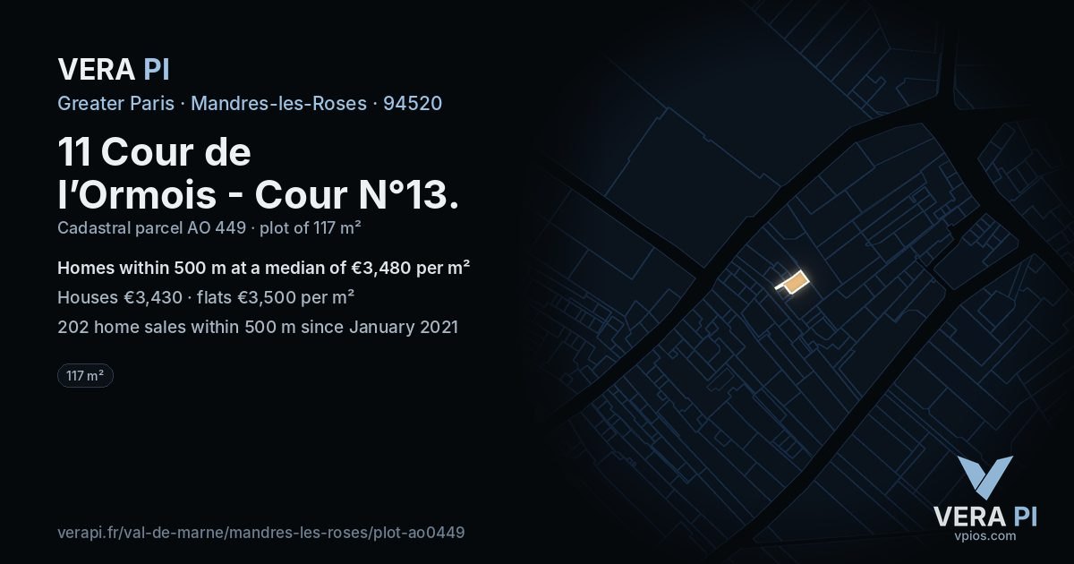 11 Cour de l’Ormois - Cour N°13, Mandres-les-Roses at night – the plot lit, the parcels around coloured by the prices near them