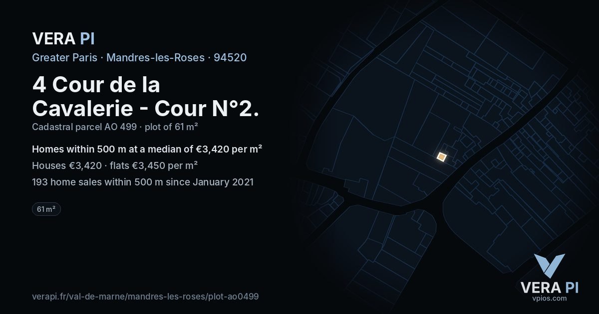 4 Cour de la Cavalerie - Cour N°2, Mandres-les-Roses at night – the plot lit, the parcels around coloured by the prices near them
