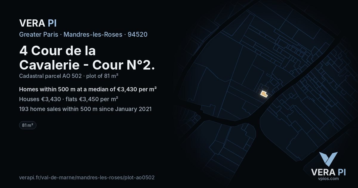 4 Cour de la Cavalerie - Cour N°2, Mandres-les-Roses at night – the plot lit, the parcels around coloured by the prices near them