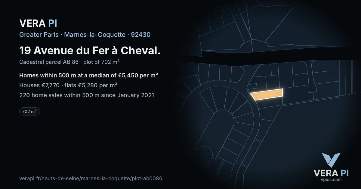 19 Avenue du Fer à Cheval, Marnes-la-Coquette at night – the plot lit, the parcels around coloured by the prices near them
