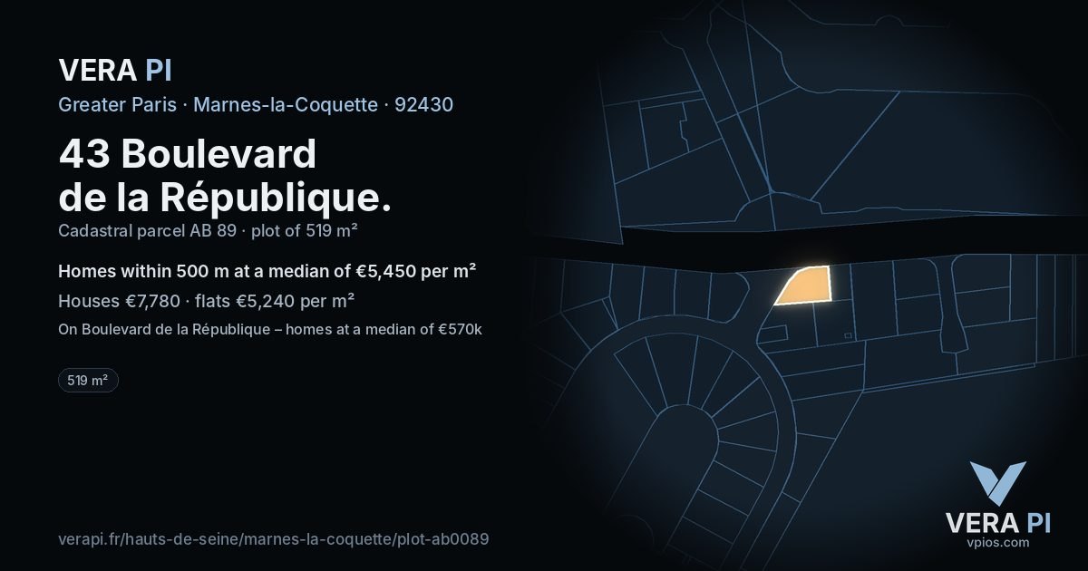 43 Boulevard de la République, Marnes-la-Coquette at night – the plot lit, the parcels around coloured by the prices near them