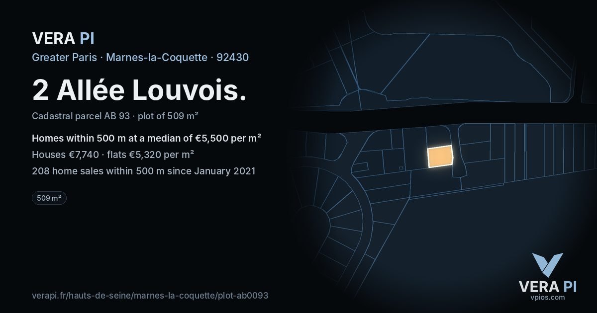2 Allée Louvois, Marnes-la-Coquette at night – the plot lit, the parcels around coloured by the prices near them